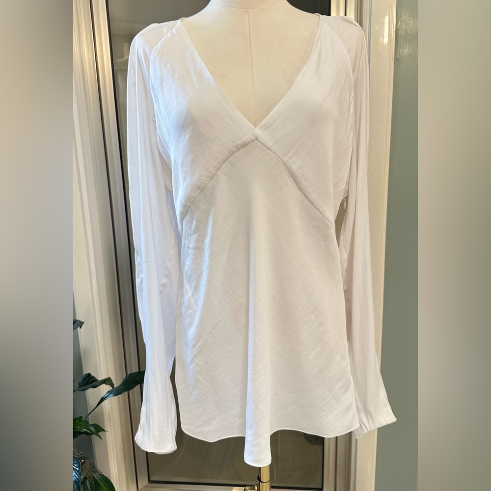 Banana Republic Ivory V-Neck Blouse